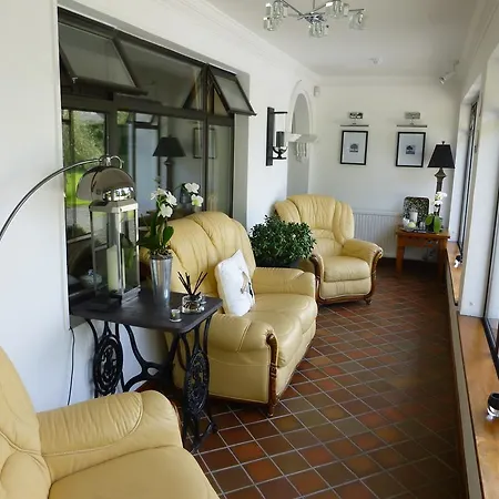 Alojamento de Acomodação e Pequeno-almoço Shraheen House 4*